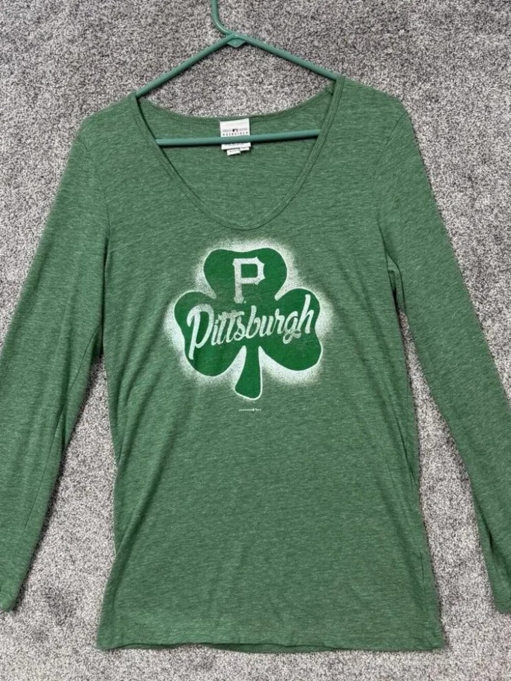 Pittsburgh Pirates Shirt Womens Large Green MLB Baseball 5th & Ocean Shamrock